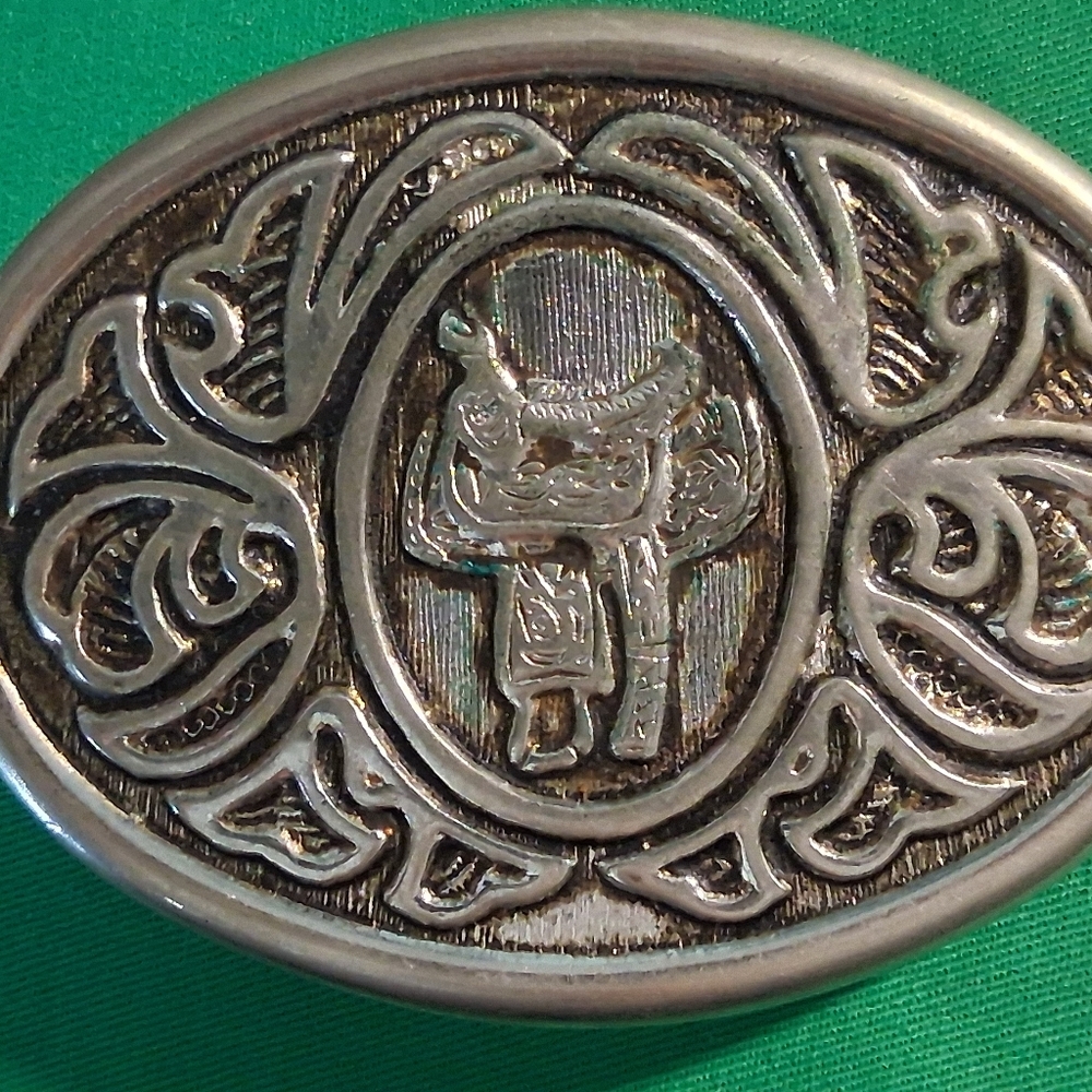 Vintage Belt Buckle Avon Horse Saddle Western Filigree Cowboy Cowgirl Rodeo - Picture 2 of 6